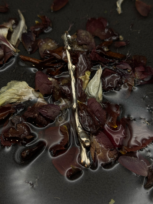 fluid earring - bybay atelier